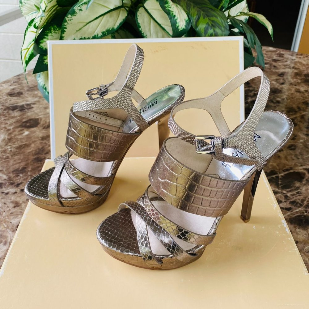 MICHAEL KORS Platform Shoes   Color Nichol-Metallic Size 6m